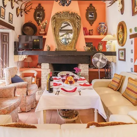 Cozy In Cordoba With Kitchen Holiday home