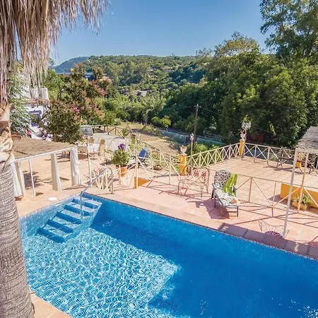 Cozy In Cordoba With Kitchen Holiday home