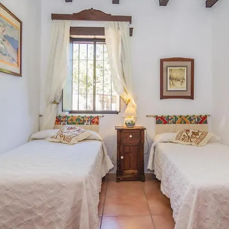 Cozy In Cordoba With Kitchen Holiday home