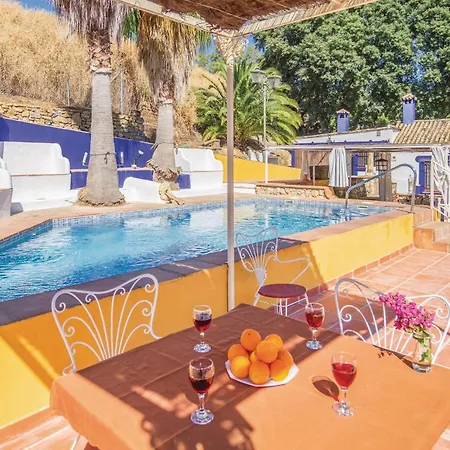Holiday home Cozy In Cordoba With Kitchen Hornachuelos